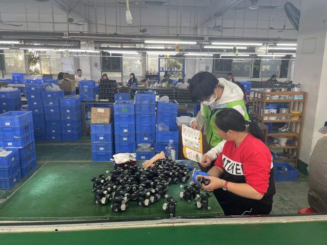 三鄉(xiāng)鎮(zhèn)開展“加強禁毒宣傳， 共創(chuàng)無毒企業(yè)”活動照片3.jpg