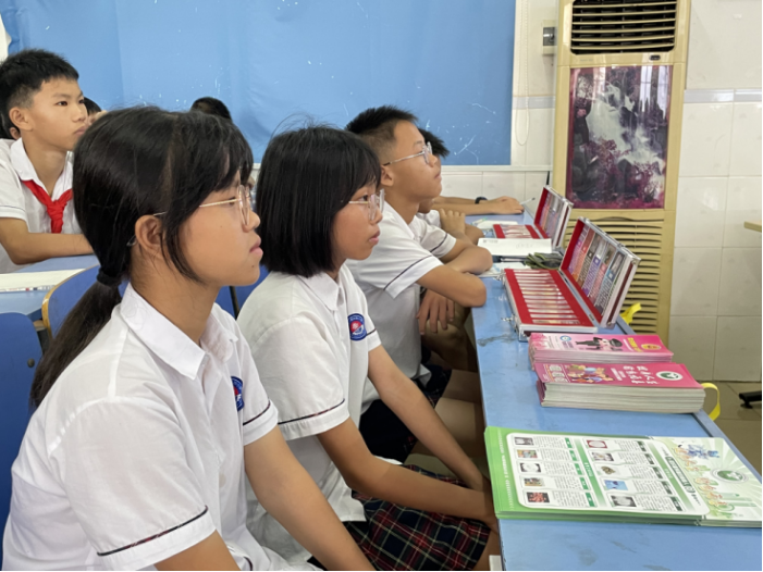 阜沙鎮(zhèn)禁毒信息〔2022〕第141期--阜沙禁毒宣傳進豐聯(lián)小學(xué) 護航青春不“毒”行(2022.7.